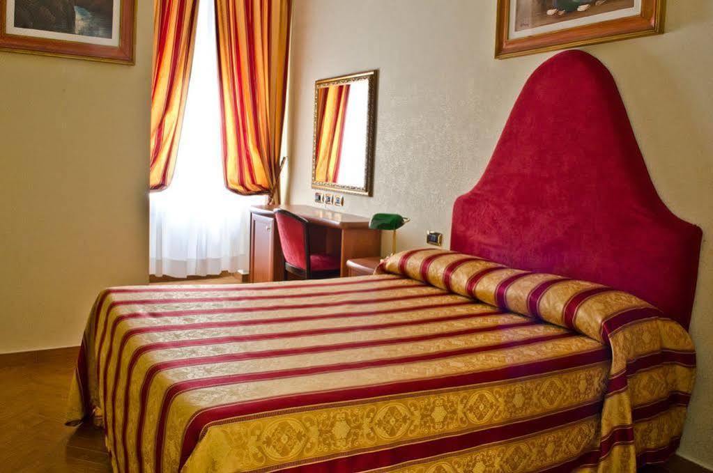 Hotel Brignole Генуя Экстерьер фото
